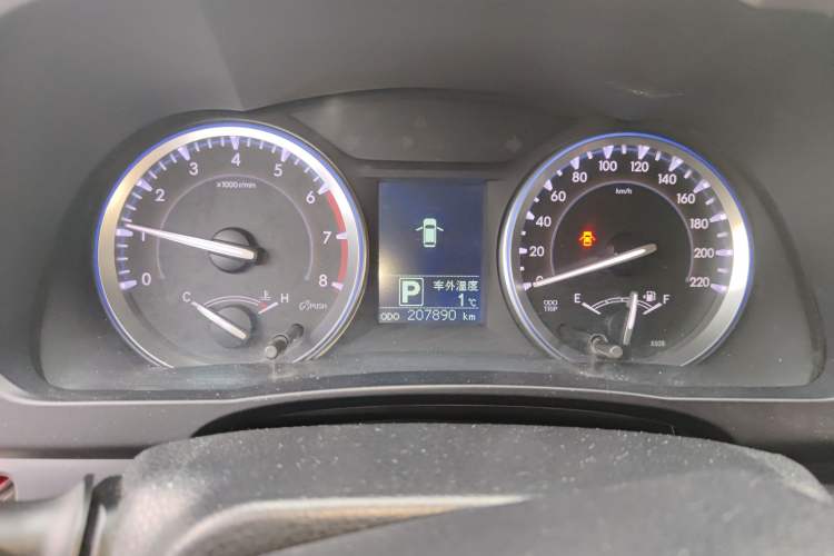 Used Toyota Highlander 2015 2.0T Four-Wheel Drive Luxury Edition 7-Seater Instrument Cluster