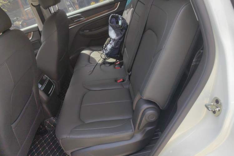 Used Roewe RX8 2019 30T Smart Connectivity Four-Wheel Drive Supreme Flagship Edition