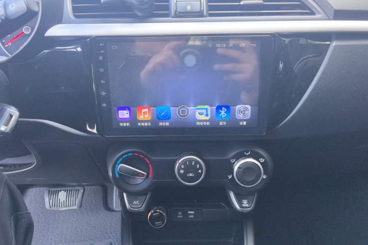 Used Kia K2 2017 Sedan 1.4L Automatic GLS Audio And AC Panel