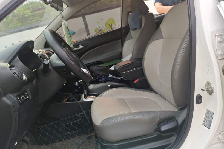 Used Kia Pegas 2017 1.4L Automatic Value Edition Left Front Seat