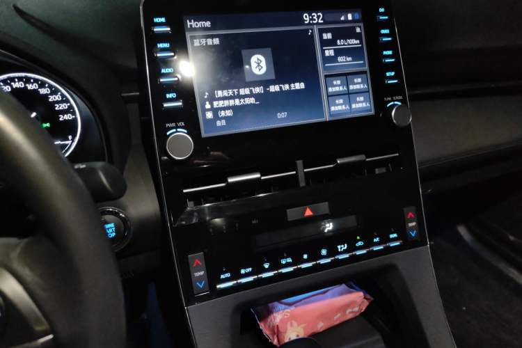 Used Toyota Avalon 2019 2.0L XLE Premium Edition China VI Audio And AC Panel