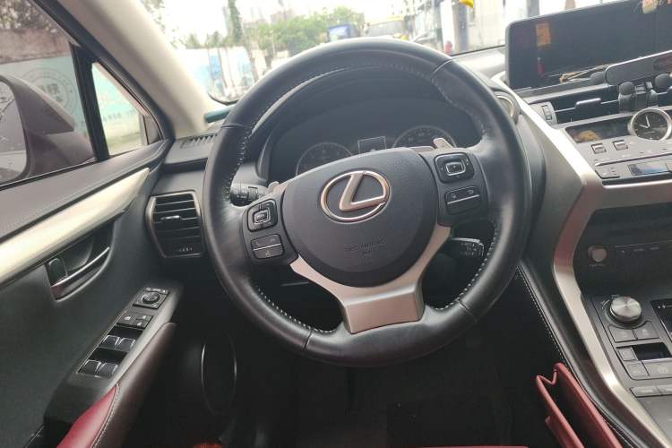 Used Lexus NX 2018 300 Front-Drive Freeline Edition

