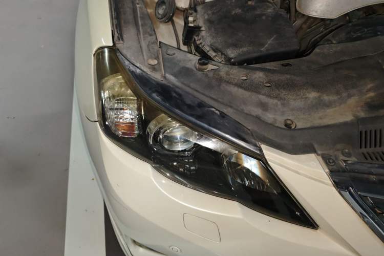 Used Toyota Reiz 2012 2.5V Fengdu Elite Stylish Edition Right Front Headlight
