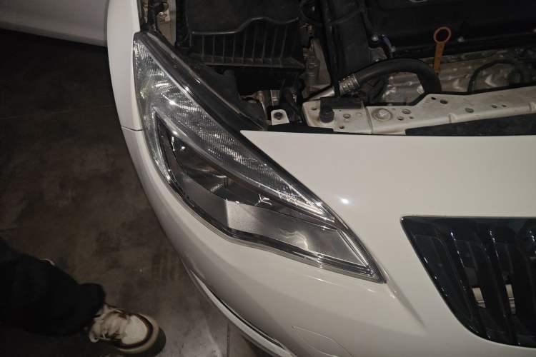 Used Buick GT 2012 XT 1.6L Automatic Fashion Edition
