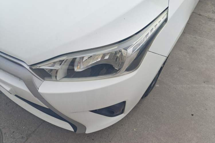 Used Toyota YARiS L Zhi Xuan 2015 1.5E Automatic Charm Edition
