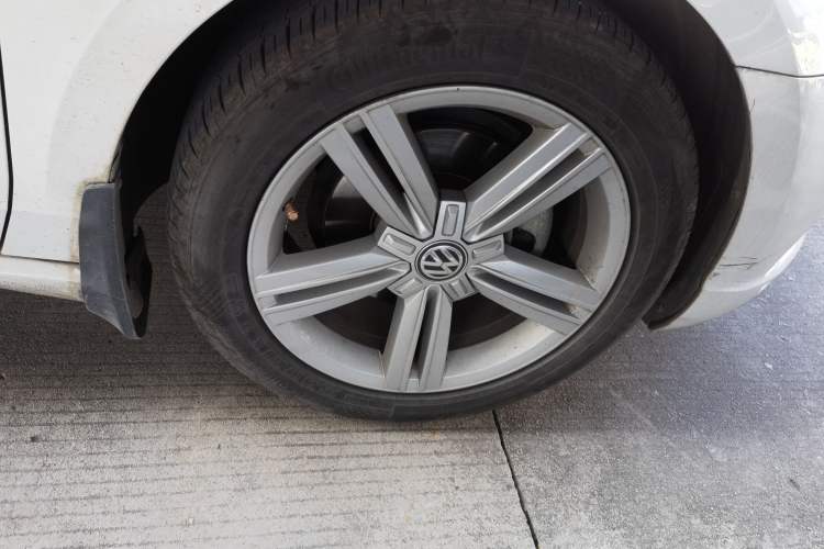 Used Volkswagen Lamando 2017 280TSI DSG Comfort Edition
