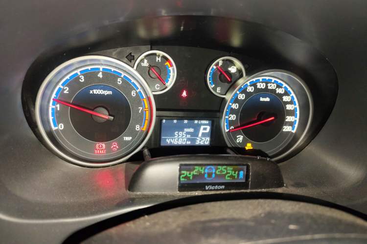 Used Suzuki SX4 2013 1.6L Automatic CoolRide Model Odometer Close Up