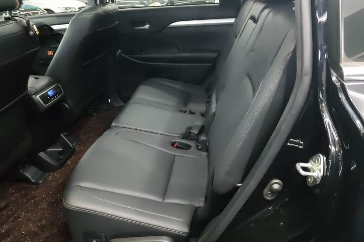 Used Toyota Highlander 2021 2.0T Four-Wheel Drive Luxury Edition 7 Seats
