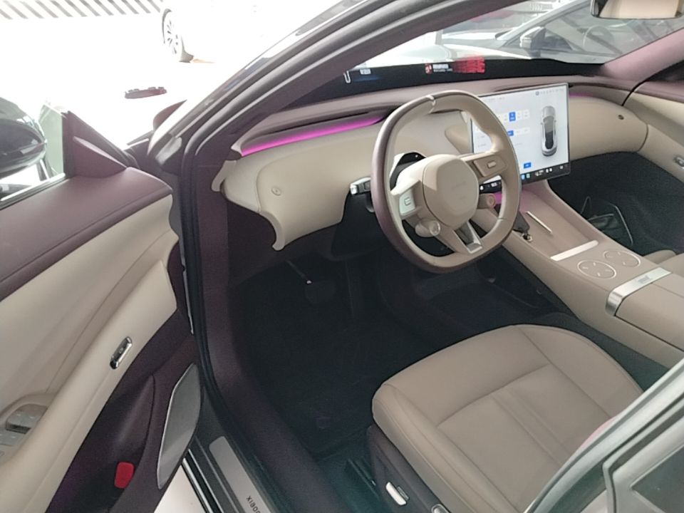 Xiaomi Auto YU7 2025 Ultra-Long Range Rear-Wheel Drive Version — снимка 18