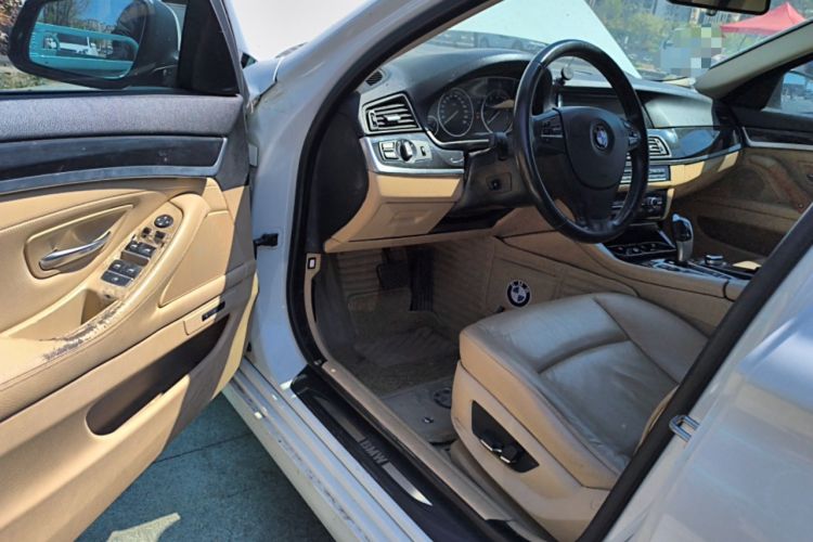 Used BMW 5 Series 2013 520Li Elegant Edition
