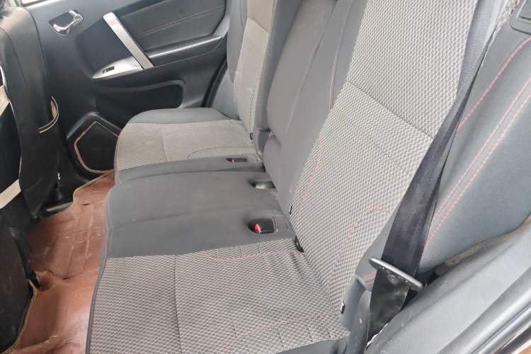 Used Geely Auto GX7 2015 Classic Edition 1.8L Manual Elite Model China IV