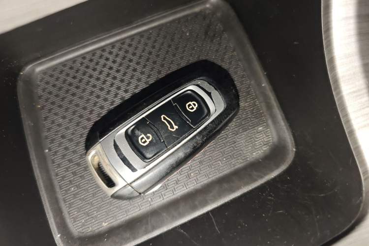 Used Geely Auto Vision X3 2017 1.5L Automatic Luxury Model
