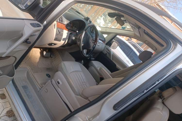 Used Mercedes-Benz Viano 2015 3.0L Partner Edition