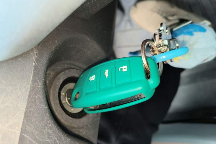 Used Chery QQ Ice Cream 2024 Edition Youth Version 205km Sundae Vehicle Key