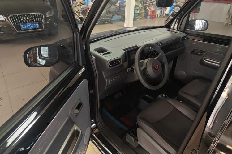 Used Wuling Zhiguang New Energy 2025 Comfort Model
