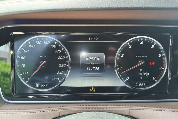 Used Mercedes-Benz S-Class 2017 S 320 L Luxury Model Odometer Close Up