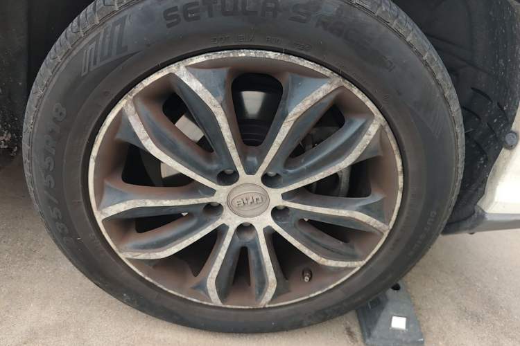 Used BYD S7 2015 2.0T Automatic Prestige Model
