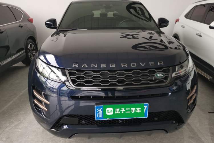 Used Land Rover Range Evoque 2020 249 PS R-DYNAMIC SE Sport Technology Edition Front