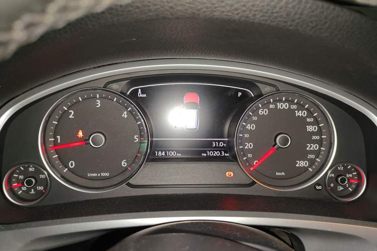 Used Volkswagen Touareg 2011 3.0 TDI Diesel Standard Version