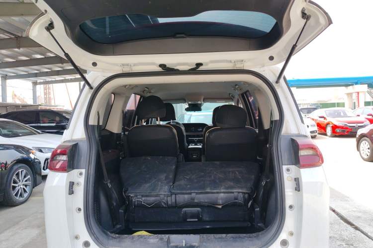 Used GAC Trumpchi M6 2023 PRO 270T DCT Elite Edition Trunk