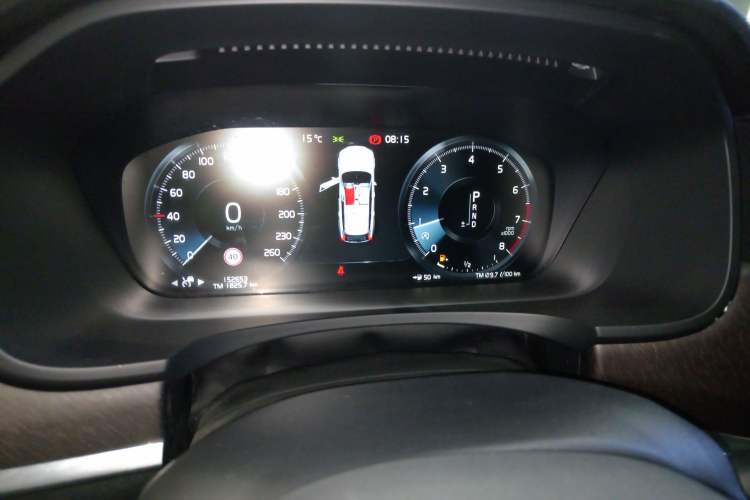 Used Volvo V90 2017 Cross Country T5 AWD Smart Range Edition