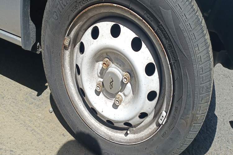 Used Karry Yousheng 2 2012 1.0L Power I-Type Right Front Wheel Hub