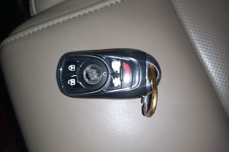 Used Buick GL8 2017 ES 28T Luxury Model China V Standard