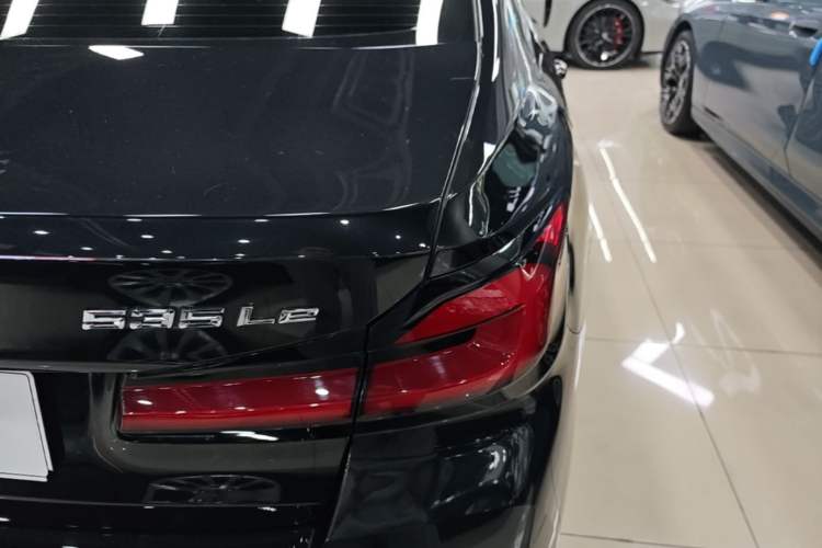 Used BMW 5 Series New Energy 2021 Restyled 535Le Pioneer Edition M Sport Package
