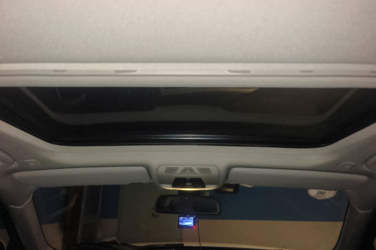 Used BMW 3 Series 2015 320Li Luxury Edition Fashion Model Headliner