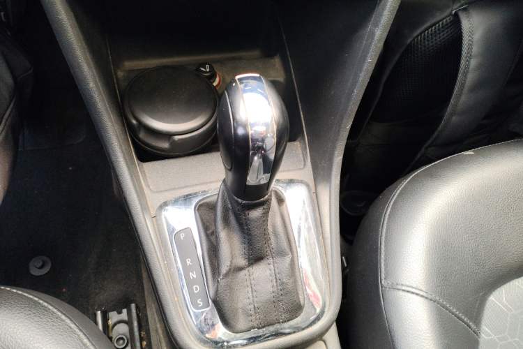 Used Volkswagen Santana 2013 1.6L Automatic Comfort Edition