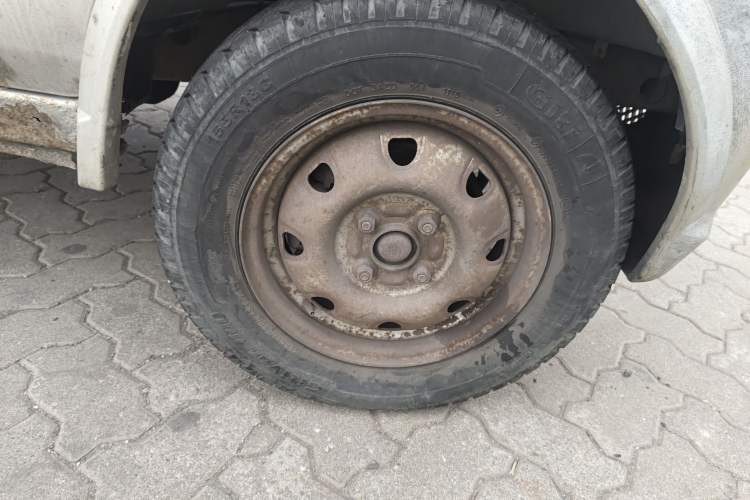 Used CHANGAN KAICHENG Star 2009 1.0L-SC6363B-JL465Q Right Front Wheel Hub