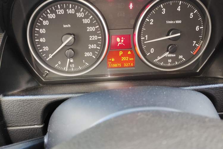 Used BMW X1 2012 sDrive18i Luxury Edition