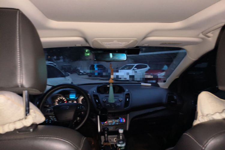 Used Ford Kuga 2017 EcoBoost 180 Two-Wheel-Drive Platinum Edition
