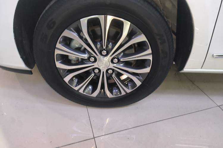 Used Buick GL8 2022 Land Business Class 652T Luxury Model