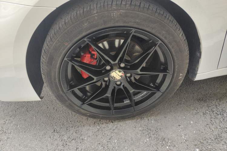 Used MG 6 2020 1.5T Automatic Trophy Flagship Edition Left Front Wheel Hub