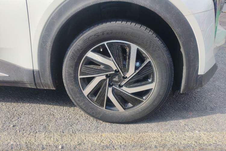 Used NETA U 2021 Revised Pro 400 Industry Custom Edition