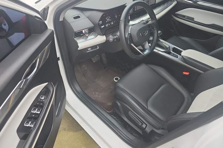 Used Geely Auto Emgrand L 2022 1.4T CVT Flagship Edition Driver Seat