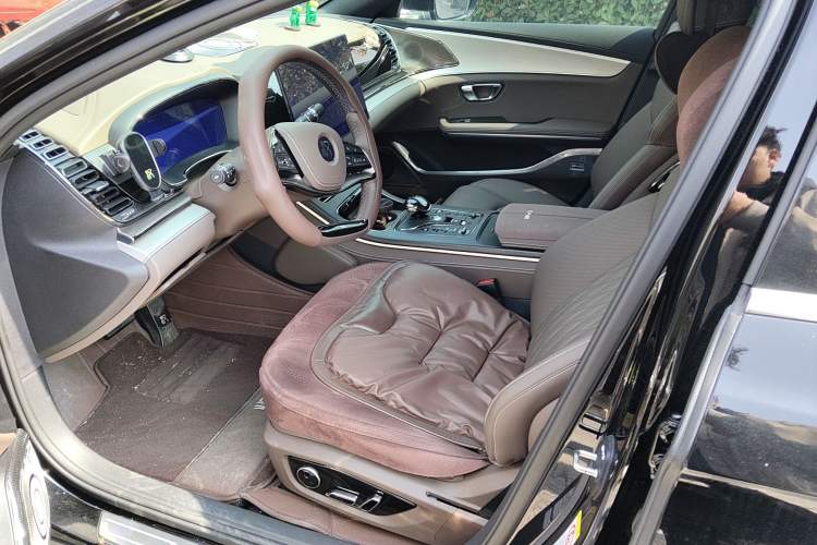 Used BYD Han 2025 DM-i 125KM Prestige Model