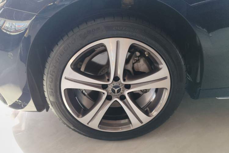 Used Mercedes-Benz E-Class 2019 E 260 L Sport Edition
