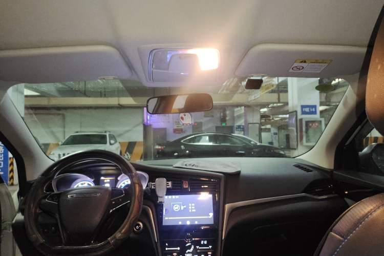 Used Venucia D60EV 2022 Standard Range Smart Drive Version Headliner