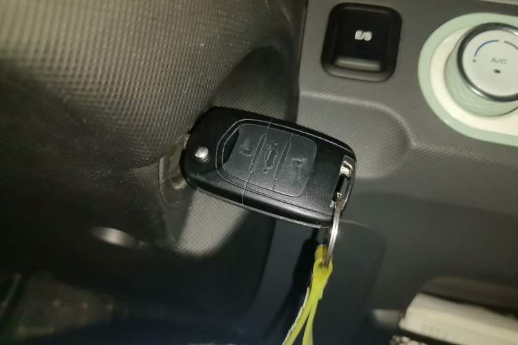 Used Wuling Hongguang MINIEV 2021 Macaron Premium Model – Lithium Iron Phosphate
