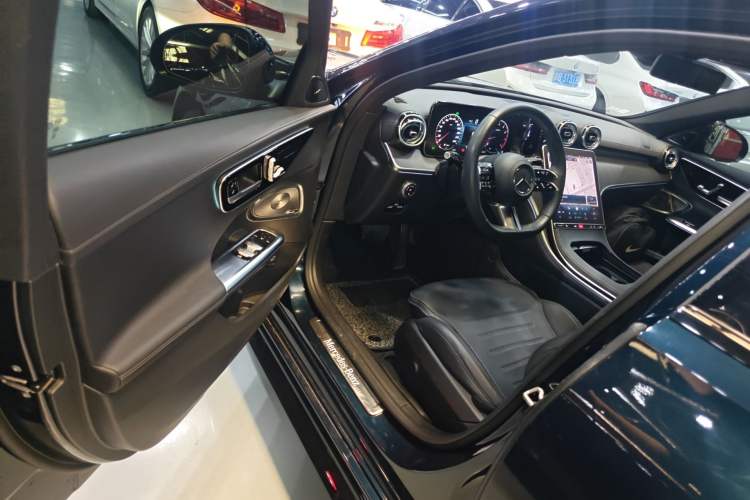 Used Mercedes-Benz C-Class 2024 Facelift C 260 L Night Edition Sport Version