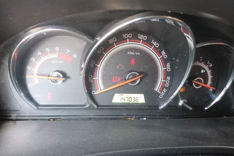 Used Baojun 630 2013 1.5L manual Comfort trim
