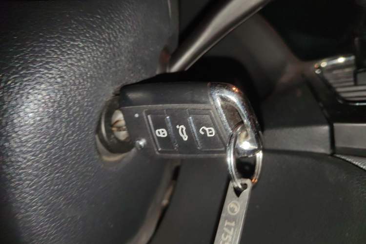 Used Volkswagen Sharan 2013 1.8TSI Standard Model Euro IV Vehicle Key