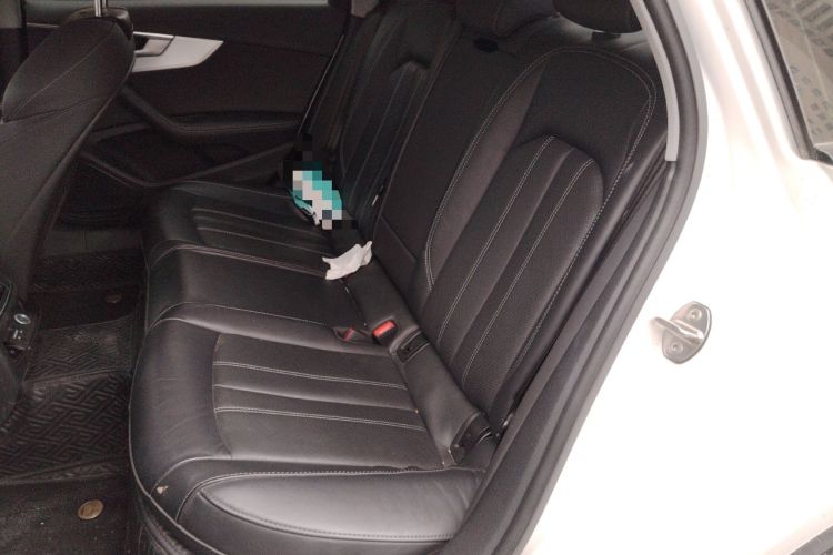 Used Audi A4L 2022 40 TFSI Luxury Dynamic Model