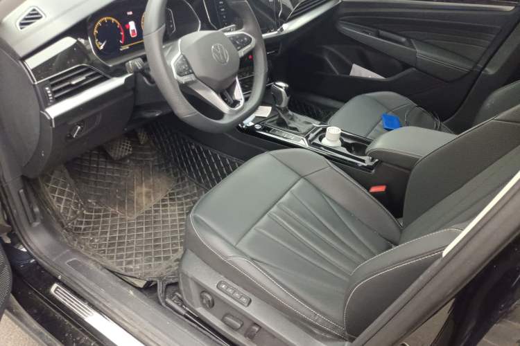 Used Volkswagen Passat 2024 330TSI Elite Edition Left Front Seat