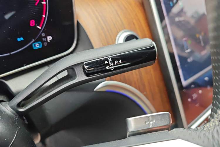 Used Mercedes-Benz GLC 2023 GLC 300 L 4MATIC Dynamic Edition 5-seater
