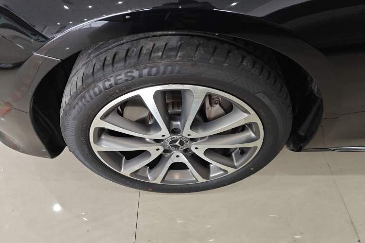 Used Mercedes-Benz E-Class 2017 E 300 L Luxury Model
