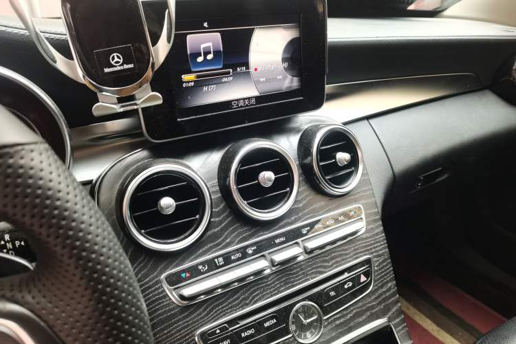 Used Mercedes-Benz C-Class 2015 C 180 L Sport Edition
