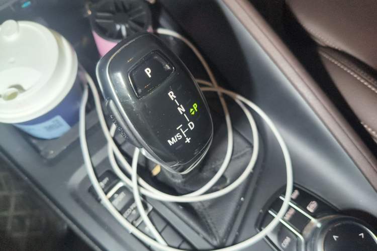 Used BMW X1 2022 sDrive25Li Leading Model Gear Lever